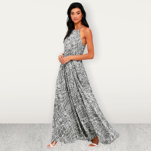 Lulu’s Marble Mood Grey Print Halter Maxi Dress Size Small NWT - Picture 2 of 13